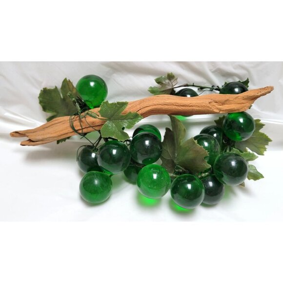 Vintage MCM Extra Large Lucite Green Grape Cluster Wired On Driftwood - READ - Picture 6 of 10
